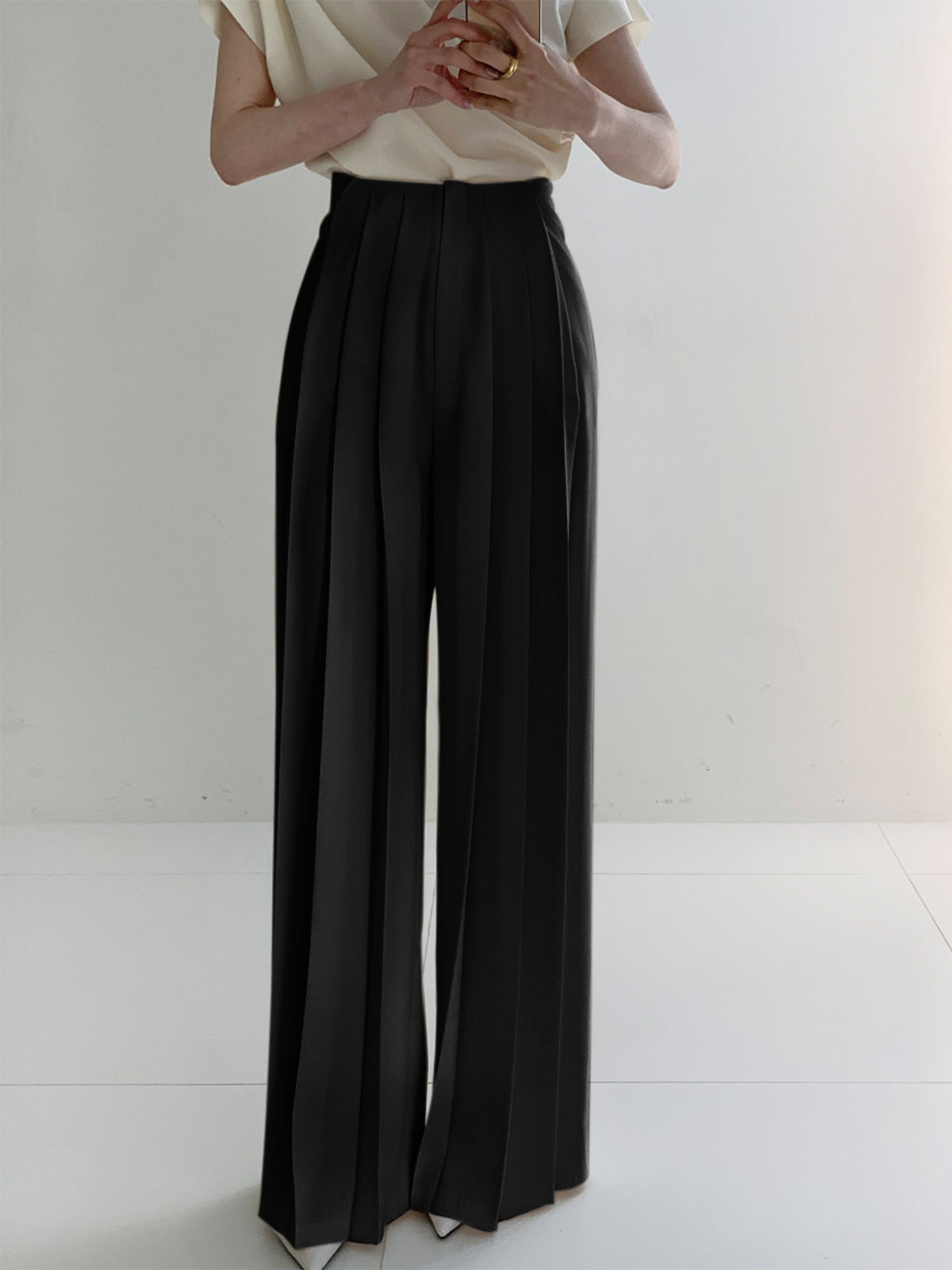 Crown Elara™ | Pleated High Waist Trousers