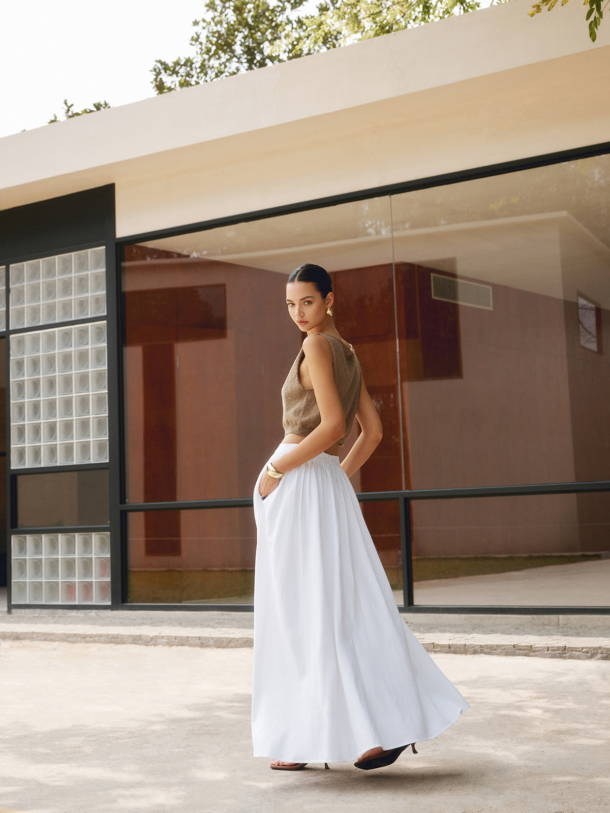 Crown Elara™ | Linen Pleated Maxi Skirt