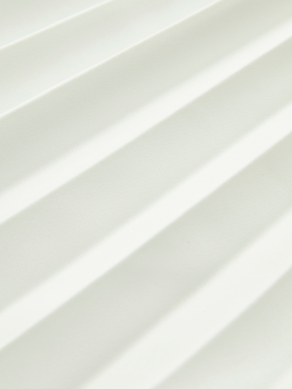 Crown Elara™ | Solid Pleated Strapless Dress