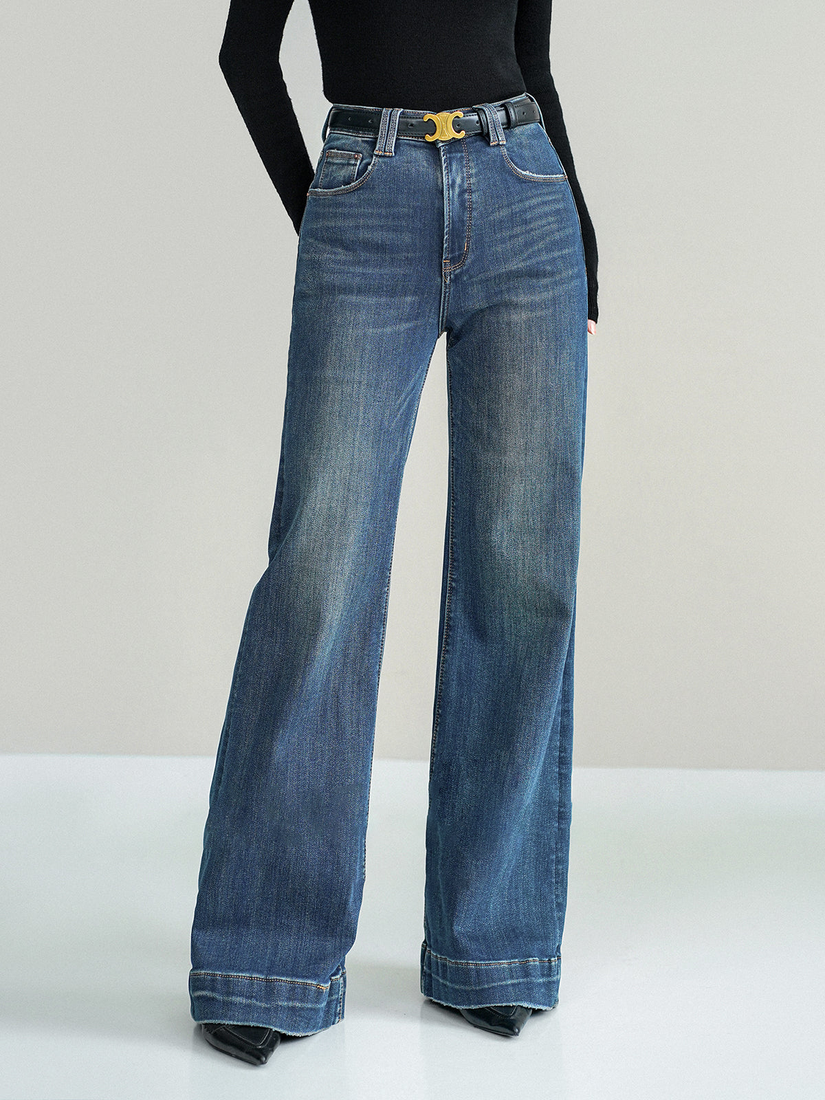 Crown Elara™ | Mid-Waist Bootcut Denim Jeans