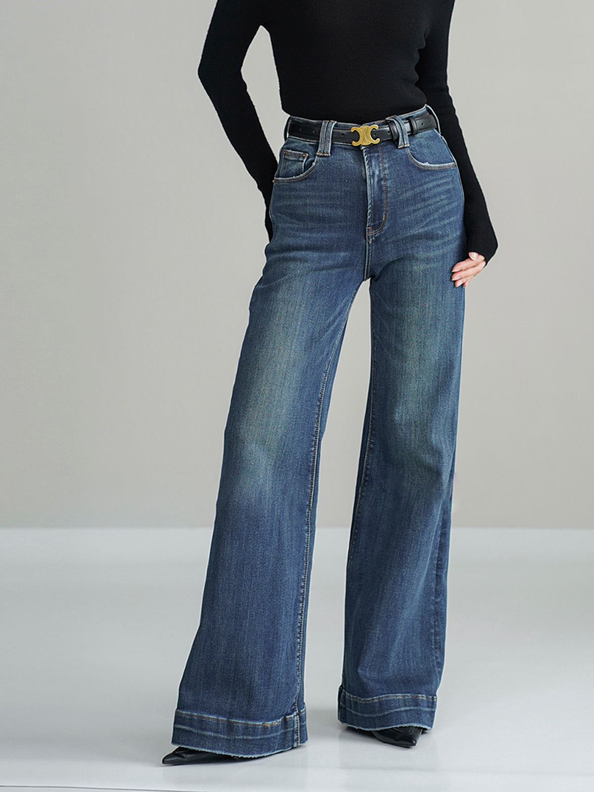 Crown Elara™ | Mid-Waist Bootcut Denim Jeans