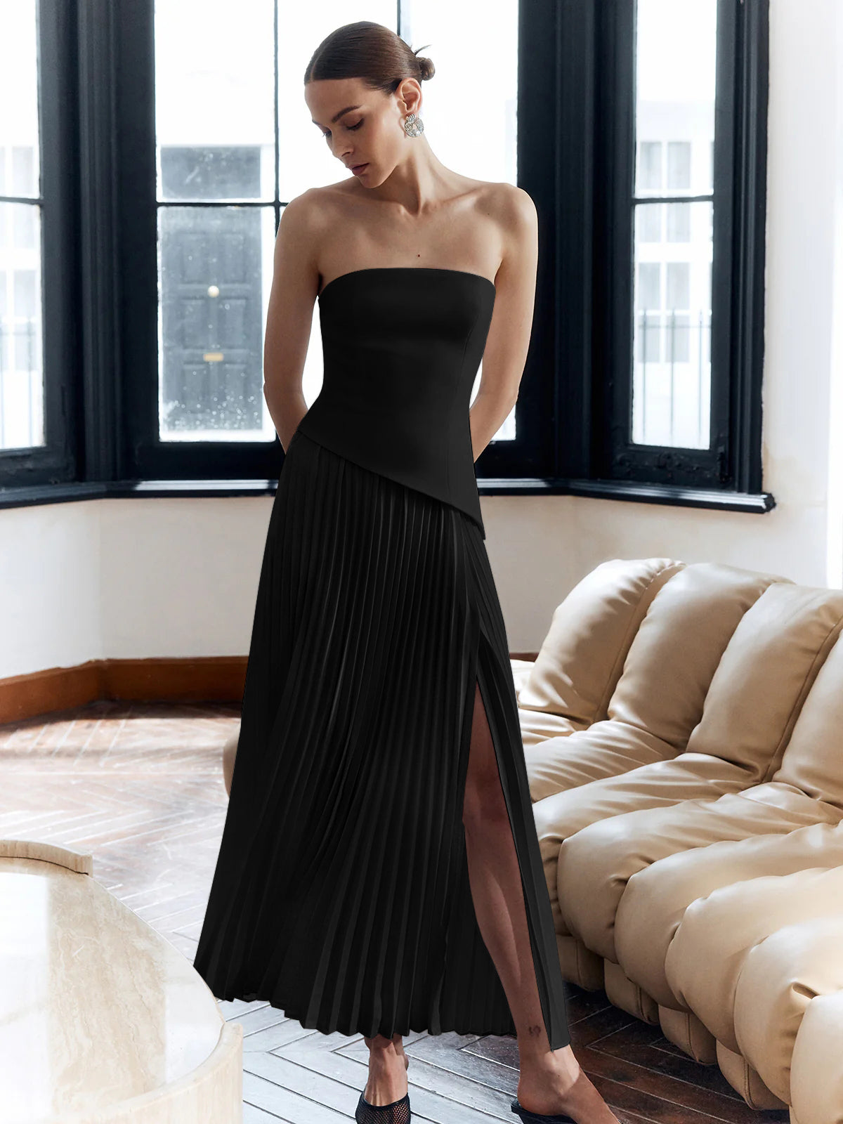 Crown Elara™ | Solid Pleated Strapless Dress