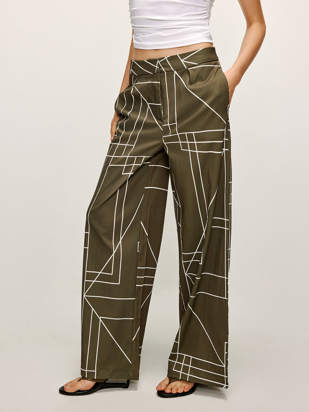 Crown Elara™ | Printed Wide-Leg Trousers