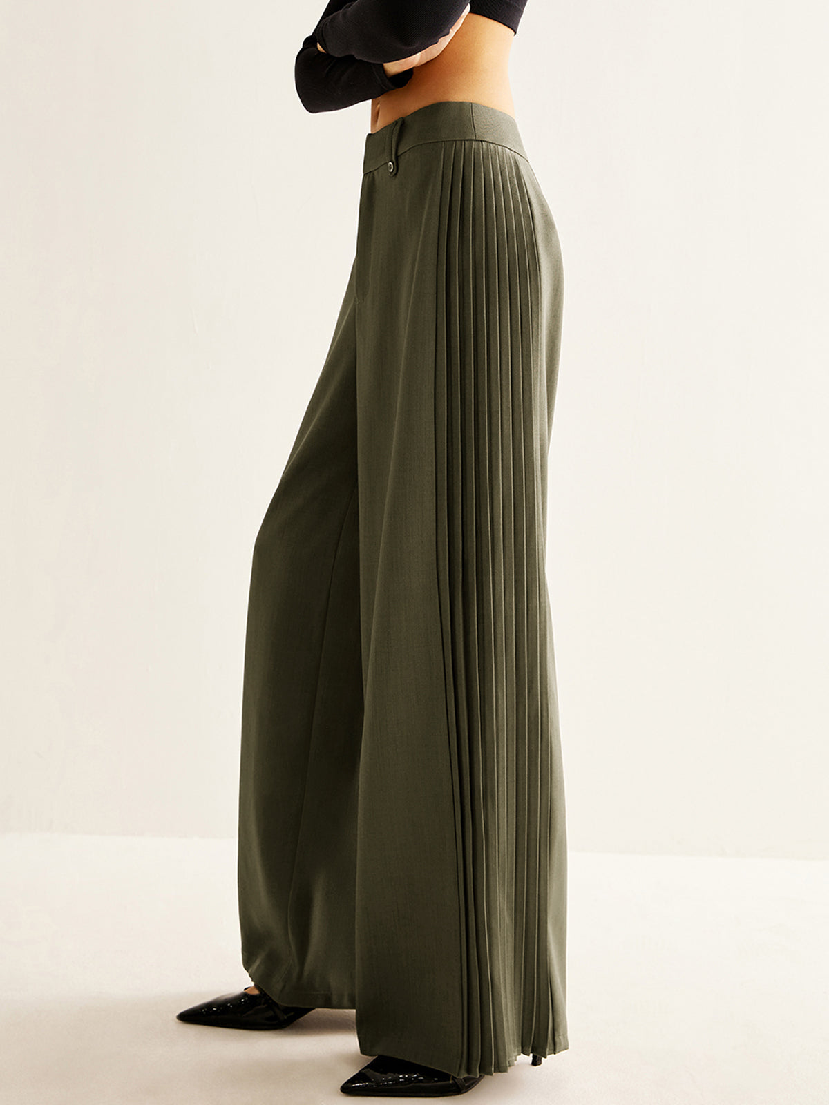 Crown Elara™ | Side Pleated Wide-Leg Trousers